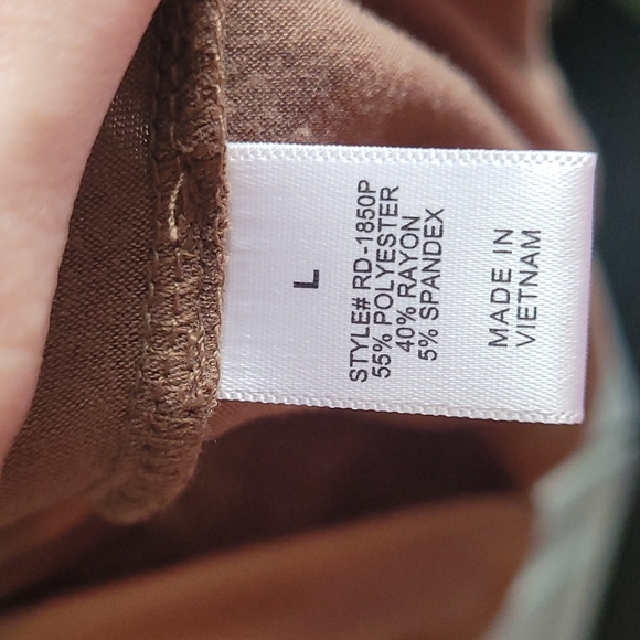 Brown dress - Picture 5 of 5